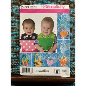 Simplicity 2468 baby novelty bib pattern